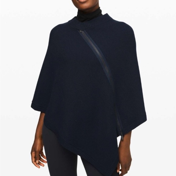 lululemon athletica Sweaters - Lululemon Women’s Lululemon On the Go Navy blue Sweater Poncho One Size